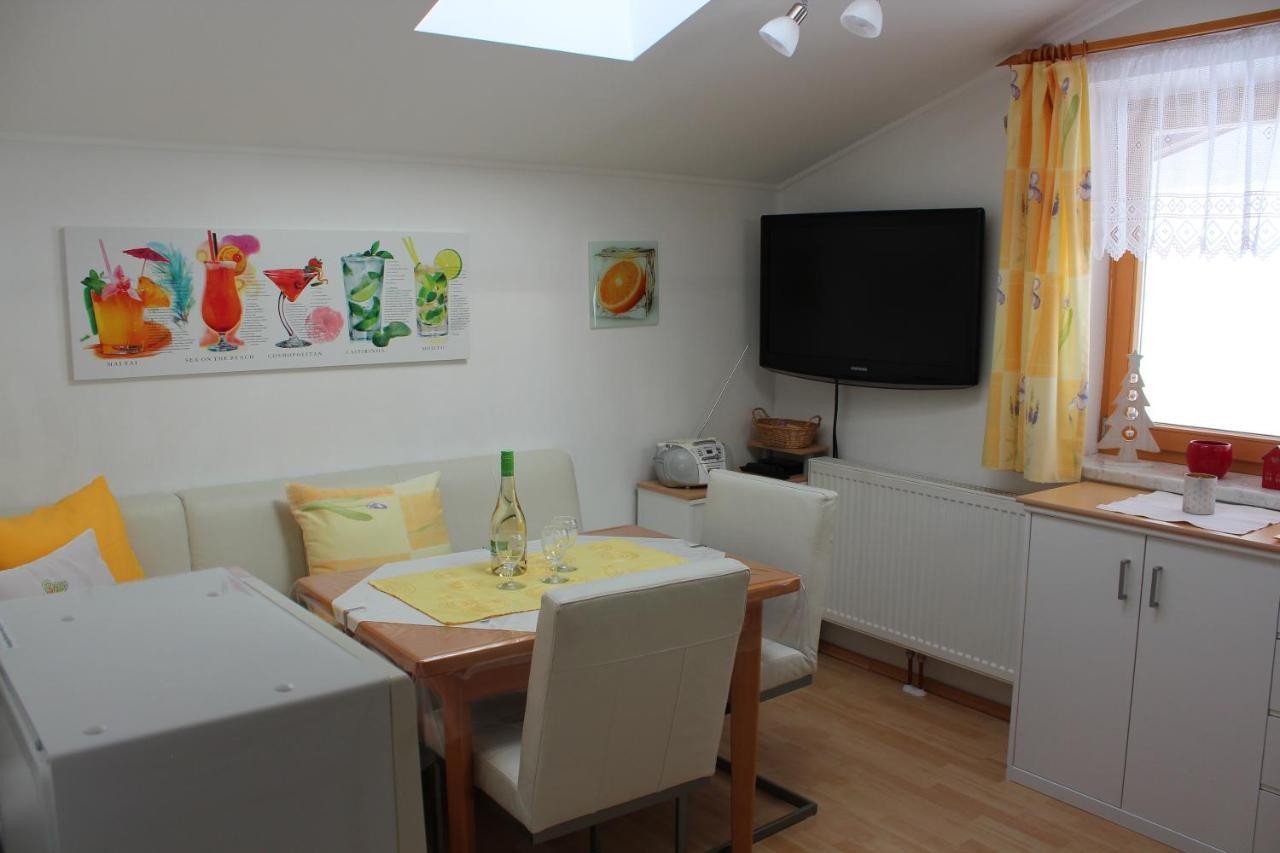 Ferienwohnung Schnell ฟลาคเฮา ภายนอก รูปภาพ